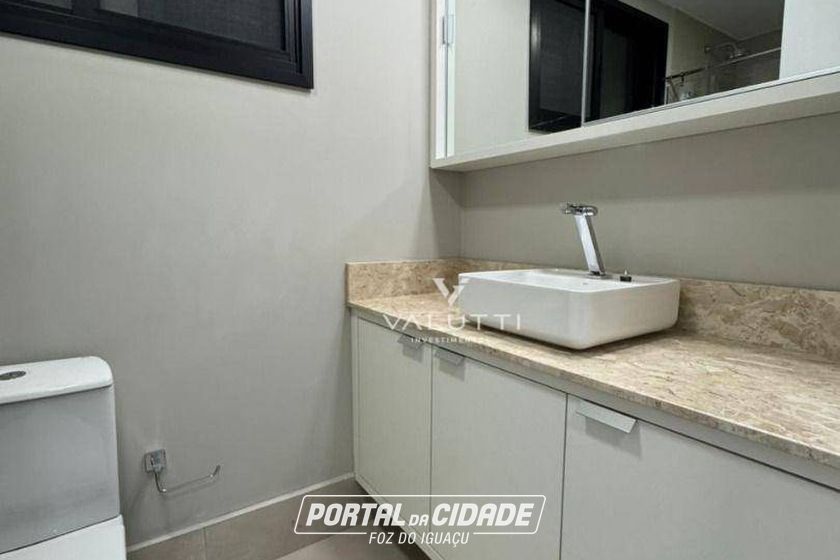 Casa &agrave; venda - 382m&sup2; - Condom&iacute;nio Vila Residencial B