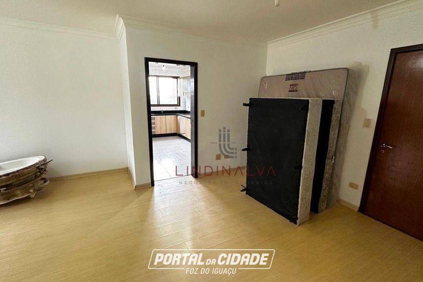 Apartamento &agrave; venda - 127m&sup2; - Centro