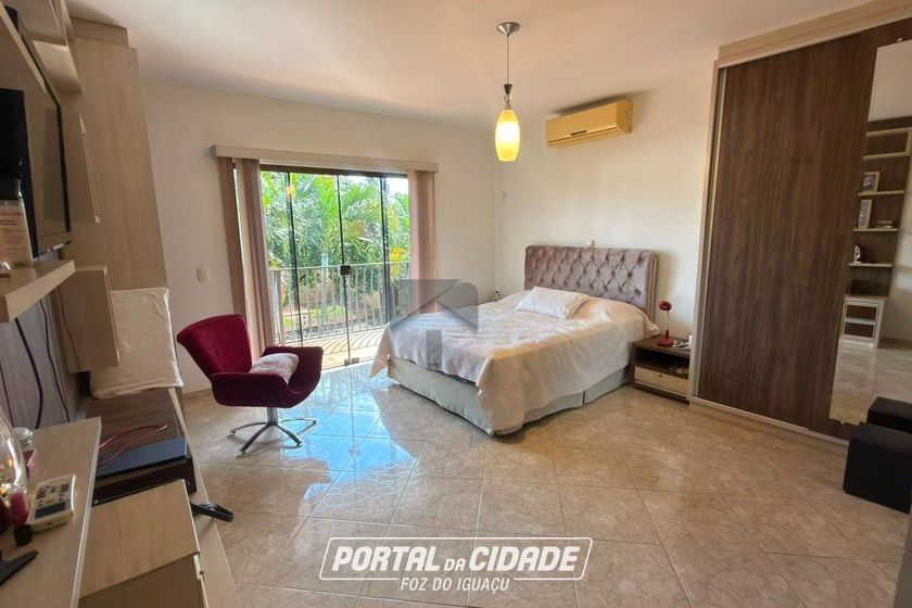 Sobrado &agrave; venda - 375m&sup2; - Porto Meira