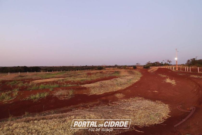Ch&aacute;cara &agrave; venda - 10000m&sup2; - Alto da Boa Vista