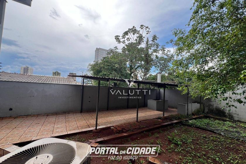Sobrado para alugar - 354m&sup2; - Centro