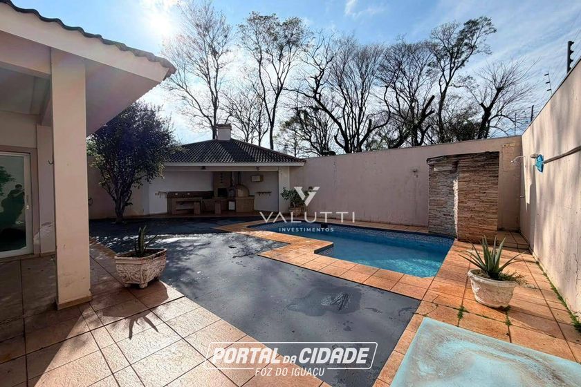 Sobrado &agrave; venda - 450m&sup2; - Jardim Polo Centro