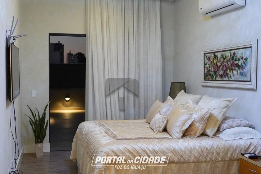 Casa &agrave; venda - 670m&sup2; - Tr&ecirc;s Fronteiras