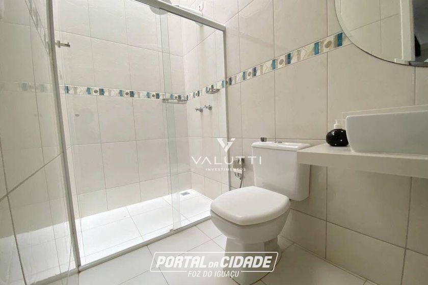 Sobrado &agrave; venda - 250m&sup2; - Jardim Polo Centro