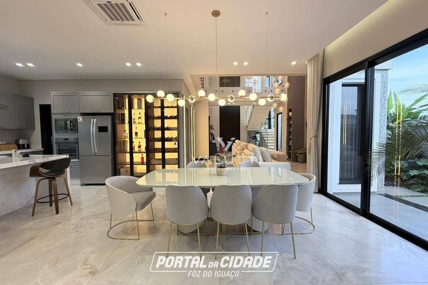 Sobrado &agrave; venda - 430m&sup2; - Royal Boulevard Yacht Residence e Resort