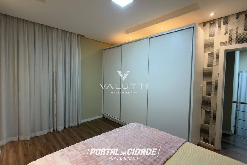 Sobrado &agrave; venda - 238m&sup2; - Jardim Lind&oacute;ia