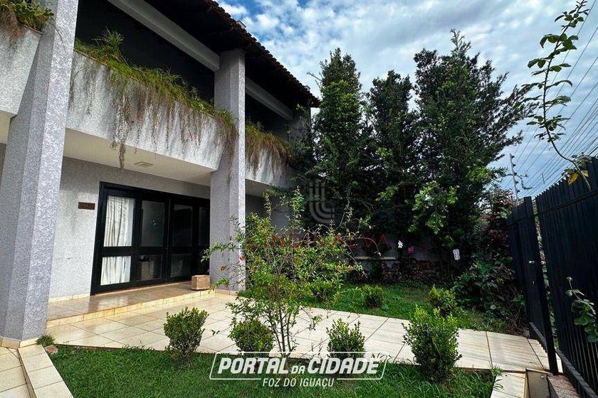 Sobrado &agrave; venda - 358m&sup2; - Jardim Polo Centro
