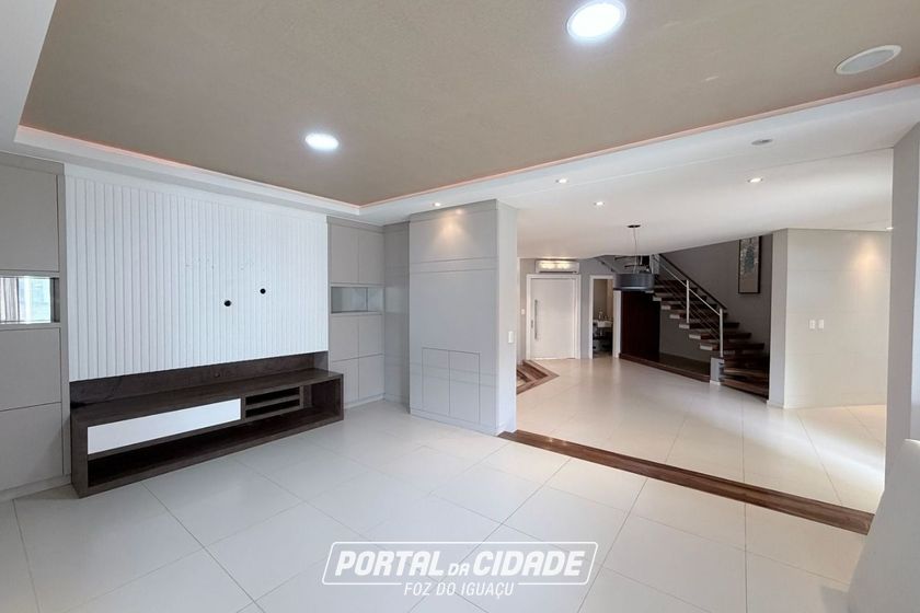 Sobrado &agrave; venda - 464m&sup2; - Condominio Residencial Lago dos Cisnes