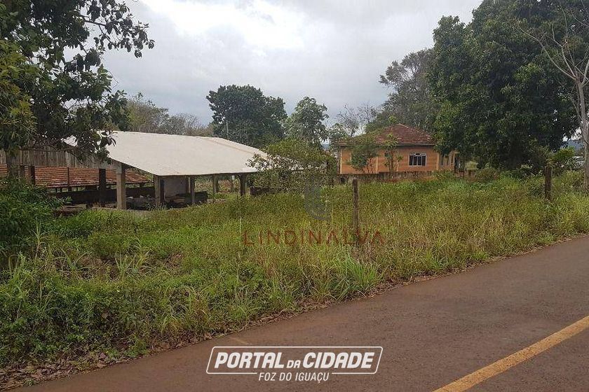 Ch&aacute;cara &agrave; venda - 28260m&sup2; - Centro
