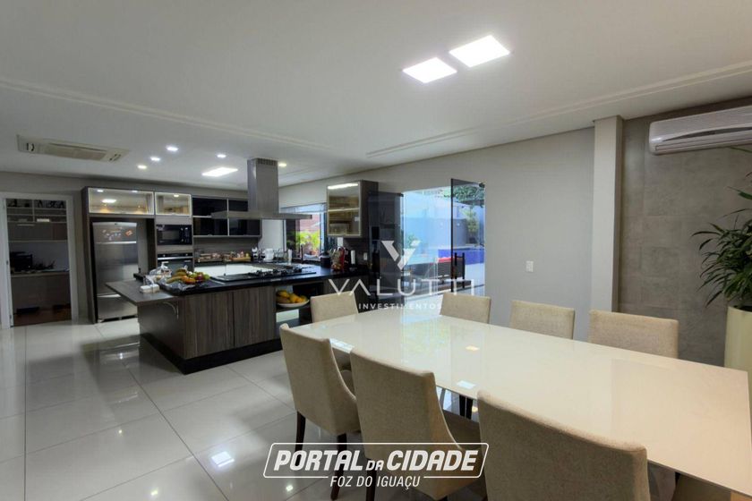 Sobrado &agrave; venda - 609m&sup2; - Condom&iacute;nio Residencial Castel Franco