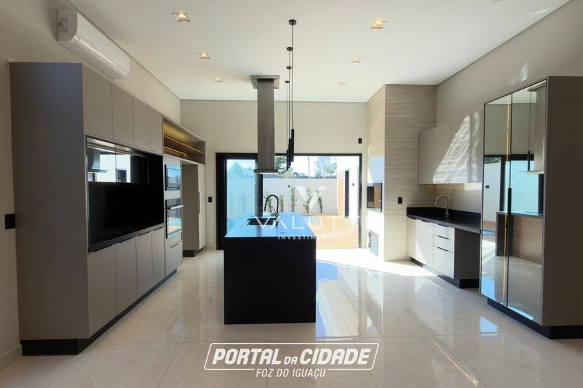 Casa &agrave; venda - 252m&sup2; - Condom&iacute;nio &Aacute;guas Claras