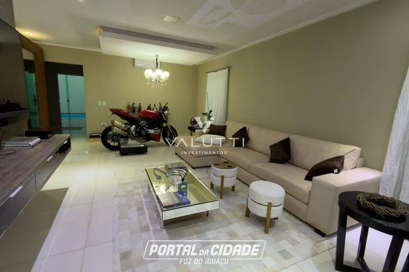 Sobrado &agrave; venda - 238m&sup2; - Jardim Lind&oacute;ia