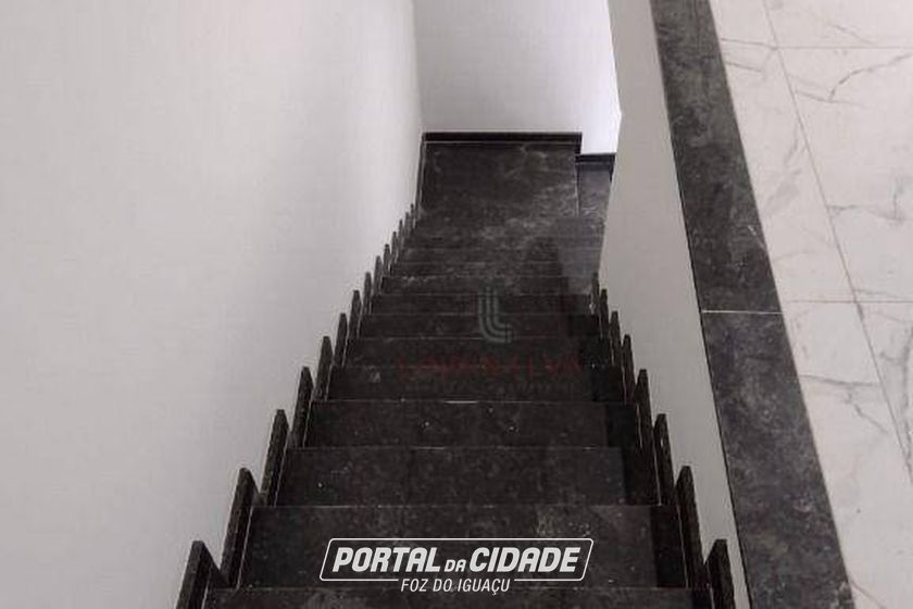 Sobrado &agrave; venda - 172m&sup2; - Parque Residencial Tr&ecirc;s Bandeiras