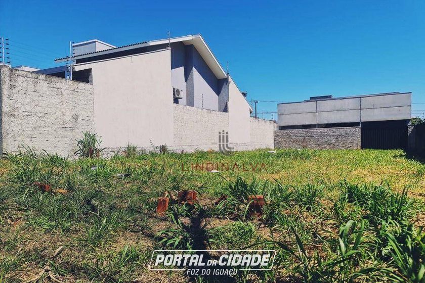 Terreno &agrave; venda - 337m&sup2; - Jardim Ip&ecirc; III