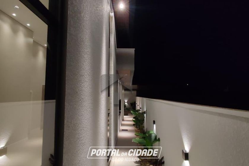 Casa &agrave; venda - 180m&sup2; - Carim&atilde;