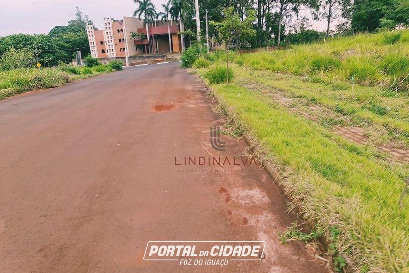 Terreno &agrave; venda - 402m&sup2; - Jardim Polo Centro