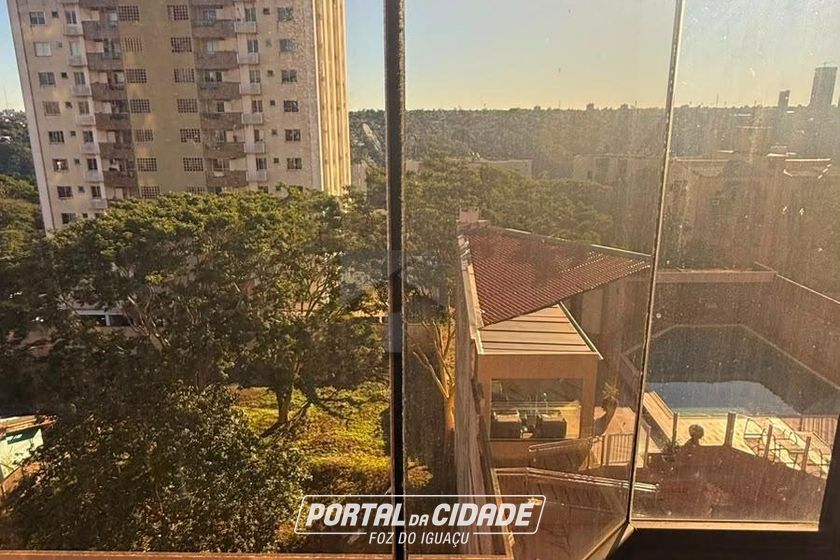 Apartamento &agrave; venda - 105m&sup2; - Centro