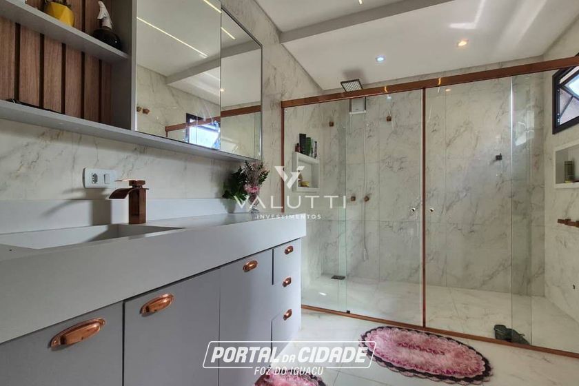 Sobrado &agrave; venda - 326m&sup2; - Condom&iacute;nio Residencial Dom Laurindo