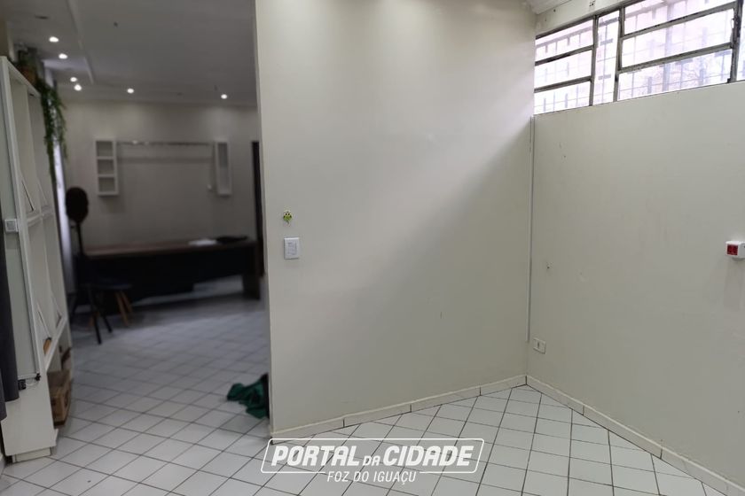 Sala Comercial para alugar - 150m&sup2; - Centro