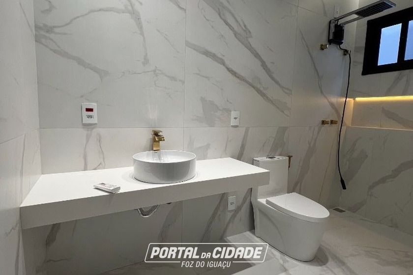 Casa &agrave; venda - 252m&sup2; - Condom&iacute;nio Residencial Vila A Park