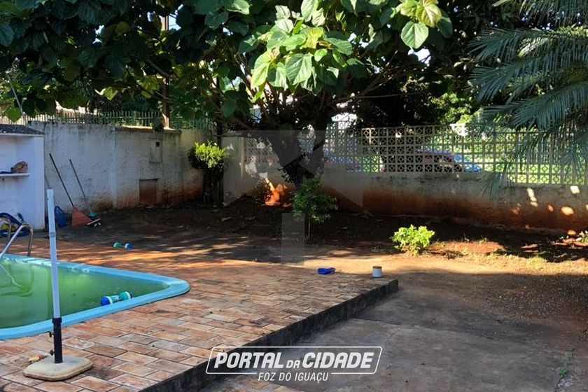Casa &agrave; venda - 619m&sup2; - Vila A