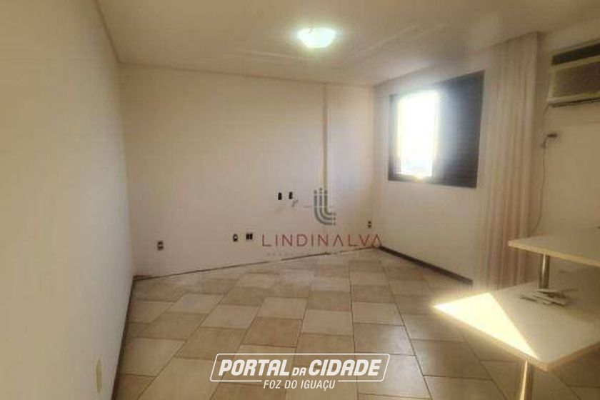 Apartamento &agrave; venda - 211m&sup2; - Vila Maracan&atilde;