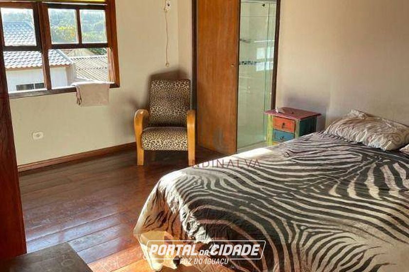Sobrado &agrave; venda - 423m&sup2; - Vila Yolanda