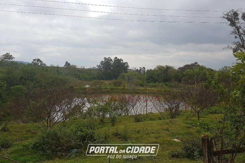 Ch&aacute;cara &agrave; venda - 28260m&sup2; - Centro