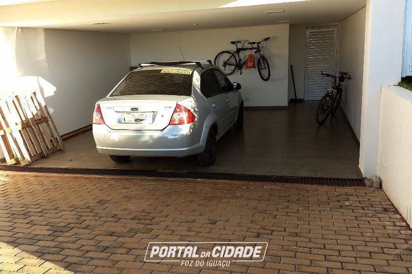 Sobrado &agrave; venda - 303m&sup2; - Condom&iacute;nio Horizontal Fechado Arco de Paris