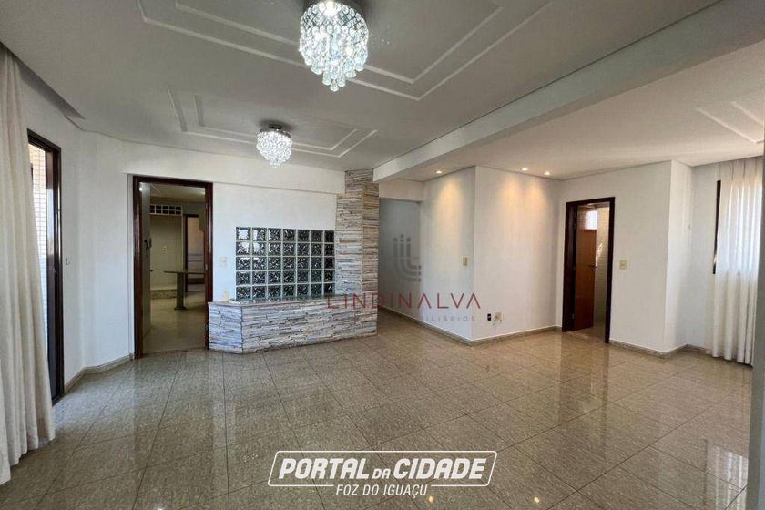 Apartamento &agrave; venda - 211m&sup2; - Vila Maracan&atilde;