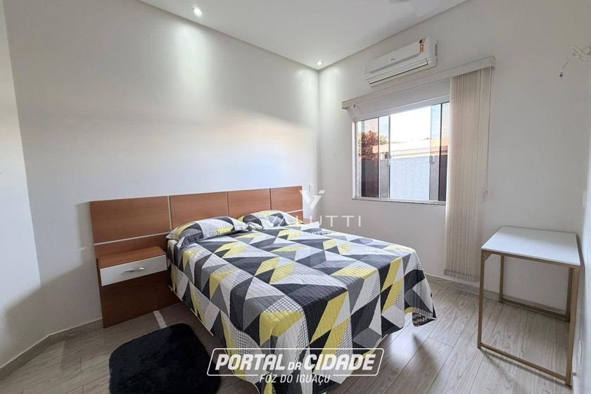 Casa &agrave; venda - 236m&sup2; - Condom&iacute;nio Arco de Paris