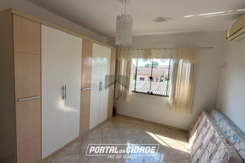 Sobrado &agrave; venda - 375m&sup2; - Porto Meira