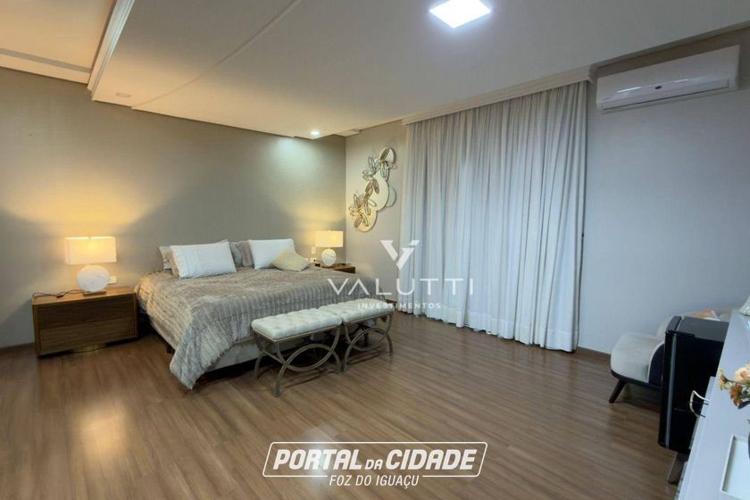 Sobrado &agrave; venda - 609m&sup2; - Condom&iacute;nio Residencial Castel Franco