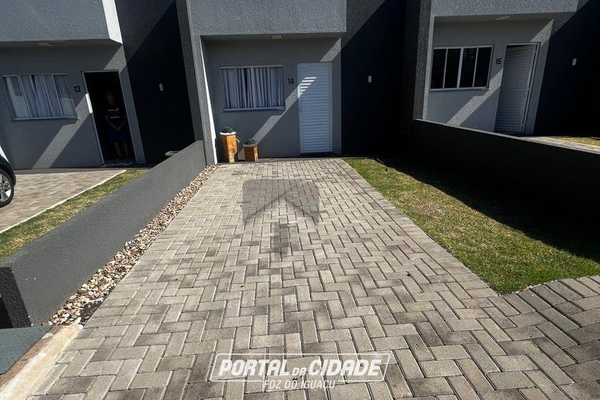 Casa &agrave; venda - 45m&sup2; - Carim&atilde;