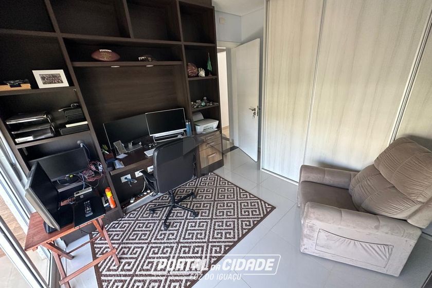Casa &agrave; venda - 338m&sup2; - Klp