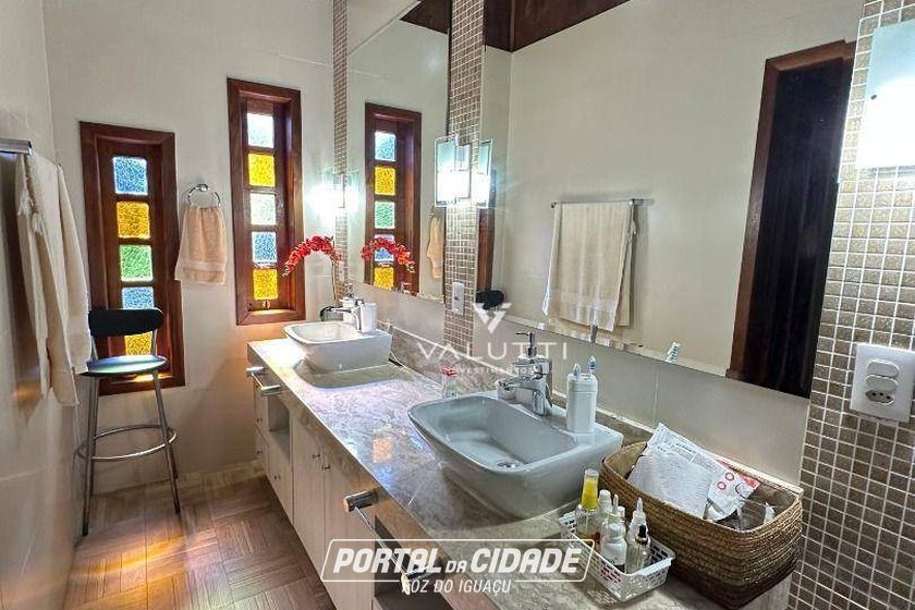 Sobrado &agrave; venda - 450m&sup2; - Parque Residencial Karla
