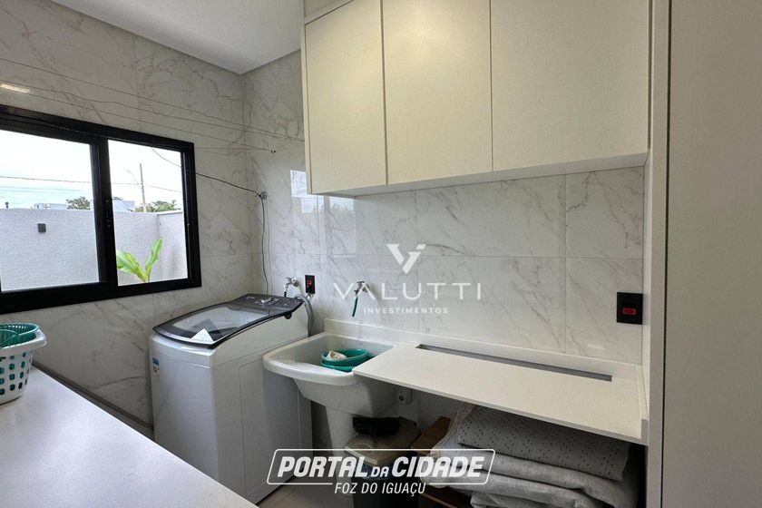 Casa &agrave; venda - 150m&sup2; - Condom&iacute;nio Residencial Igua&ccedil;u