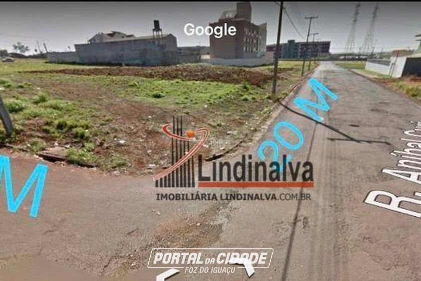 Terreno &agrave; venda - 800m&sup2; - Santa Cruz