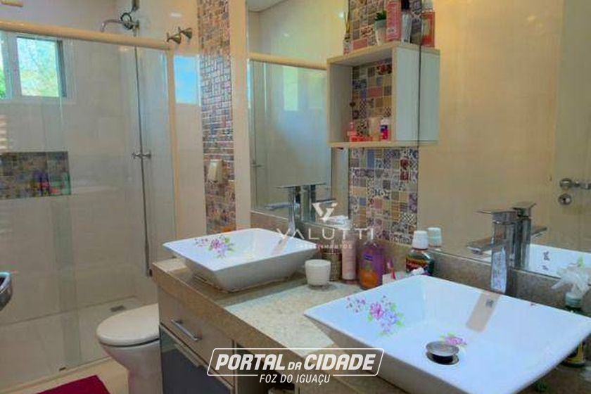 Sobrado &agrave; venda - 350m&sup2; - Condom&iacute;nio Country Igua&ccedil;u