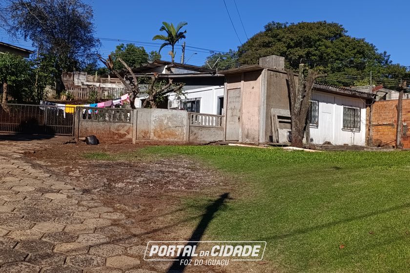 Terreno &agrave; venda - 1m&sup2; - Centro