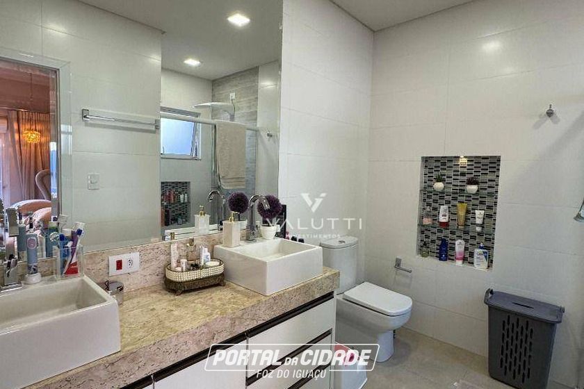 Casa &agrave; venda - 352m&sup2; - Condom&iacute;nio Residencial Dom Laurindo