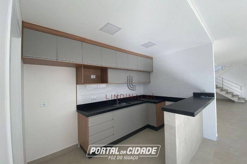 Sobrado &agrave; venda - 300m&sup2; - Jardim Petr&oacute;polis
