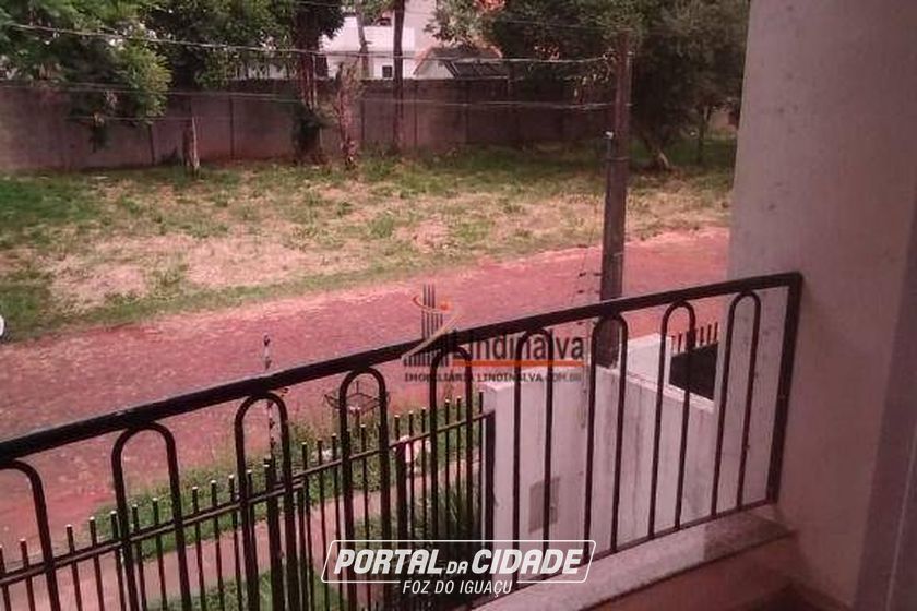 Sobrado &agrave; venda - Jardim Igua&ccedil;u