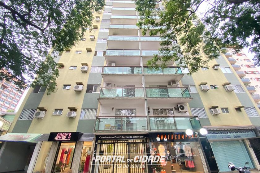 Apartamento &agrave; venda - 122m&sup2; - Centro