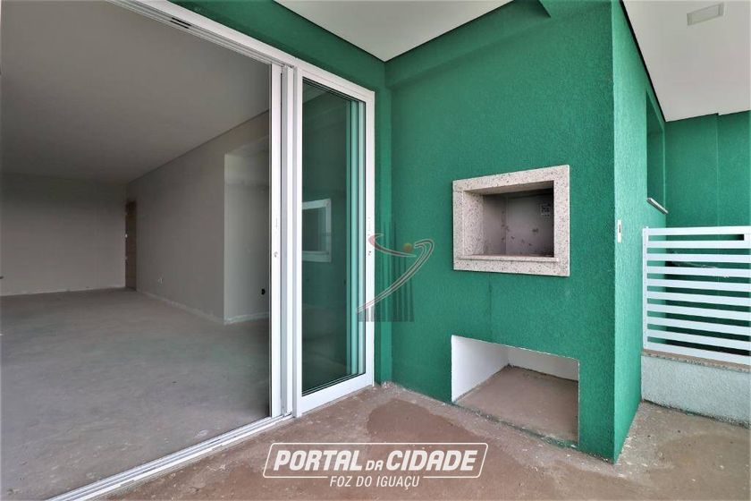 Apartamento &agrave; venda - 122m&sup2; - Edif&iacute;cio Residencial Esmeralda