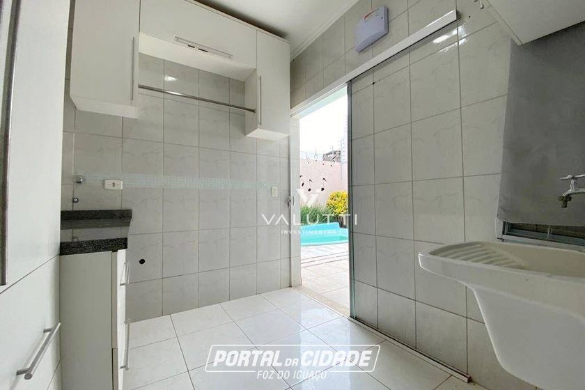 Sobrado &agrave; venda - 250m&sup2; - Jardim Polo Centro