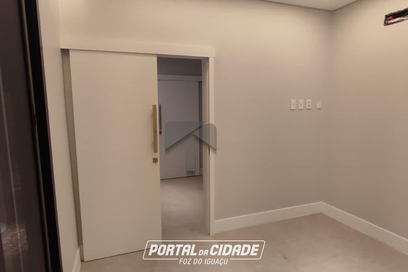 Casa &agrave; venda - 180m&sup2; - Carim&atilde;