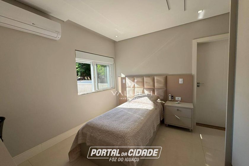 Sobrado &agrave; venda - 495m&sup2; - Condom&iacute;nio Arco de Paris