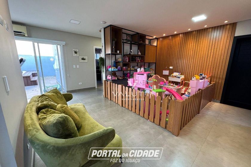 Casa &agrave; venda - 352m&sup2; - Condom&iacute;nio Residencial Dom Laurindo