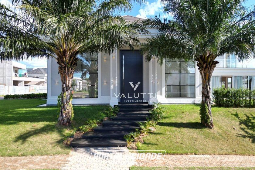 Sobrado &agrave; venda - 544m&sup2; - Condom&iacute;nio Residencial Esmeralda